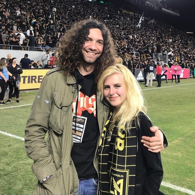 dan avidan with his girlfriend ashley anderson