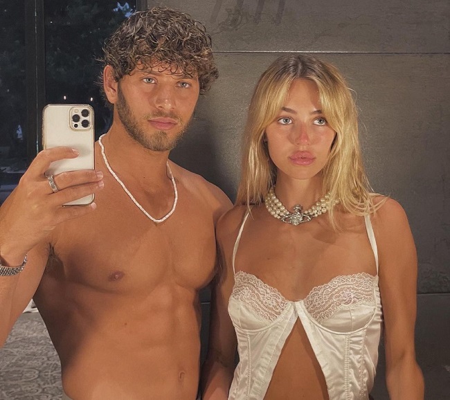 delilah belle hamlin and boyfriend eyal booker