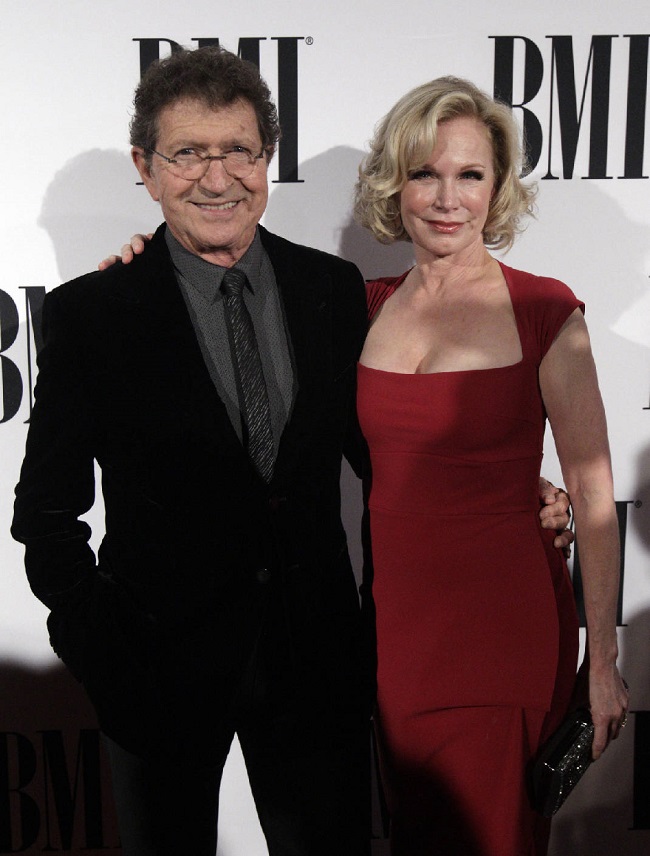 mac davis wife lise