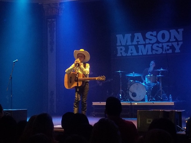 mason ramsey concert