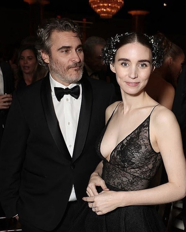 rooney mara joaquin phoenix