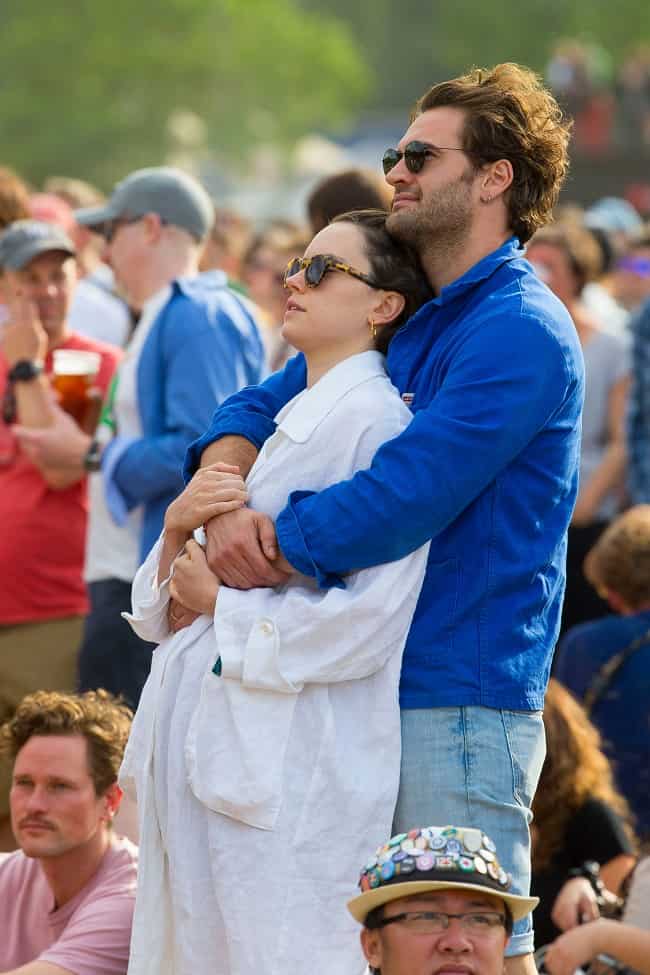 tom bateman with daisy ridley