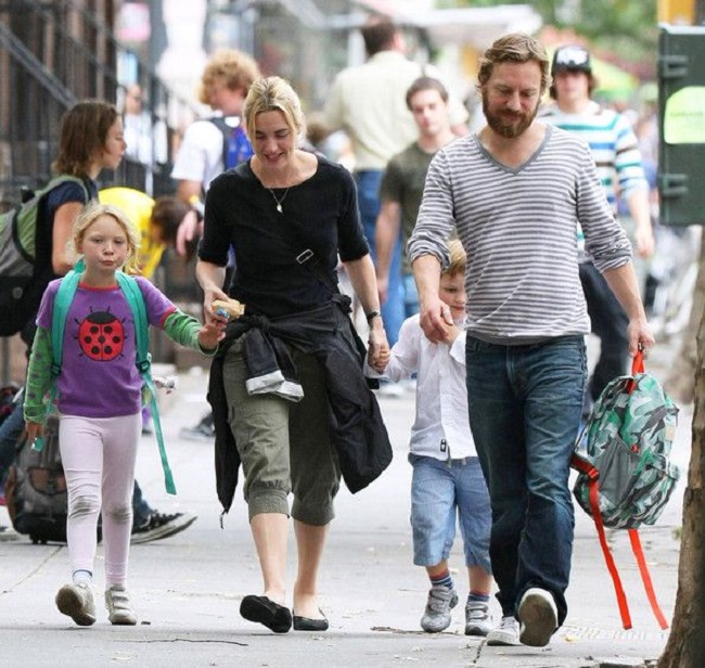 mia honey threapleton with her dad and mom