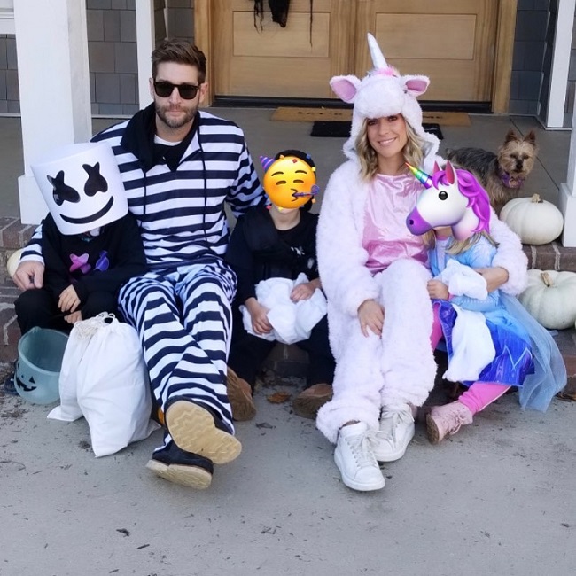 jay cutler with wife kristin cavallar and three kids